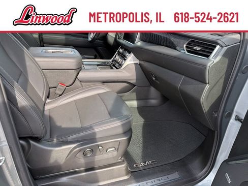 Used 2024 GMC Yukon Denali w/ Max Trailering Package AWD/4WD image 7