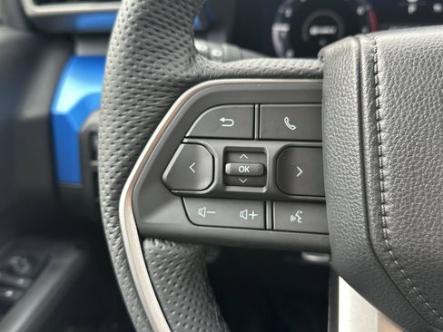 New 2025 Toyota Tacoma TRD Sport w/ TRD Sport Upgrade Package image 18