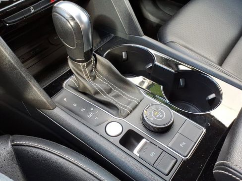 Used 2022 Volkswagen Atlas SE image 18