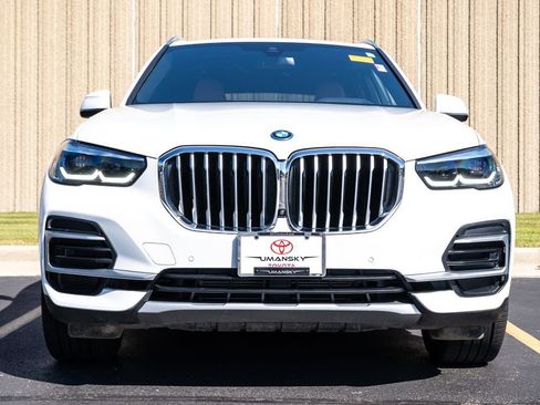 Used 2023 BMW X5 xDrive45e image 3