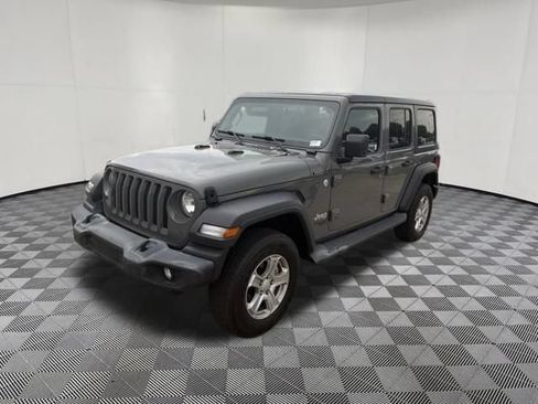 Used 2018 Jeep Wrangler Unlimited Sport S AWD/4WD image 11