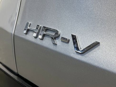 New 2026 Honda HR-V EX-L image 6