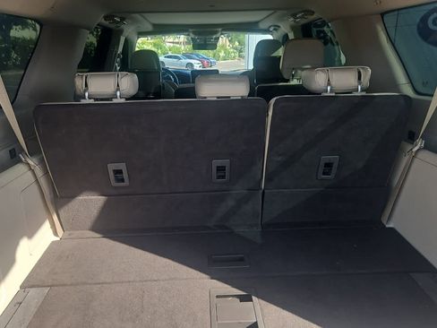 Used 2021 Lincoln Navigator L Reserve image 9