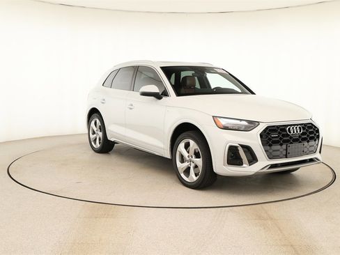 Certified 2022 Audi Q5 2.0T Premium Plus w/ Premium Plus Package image 10