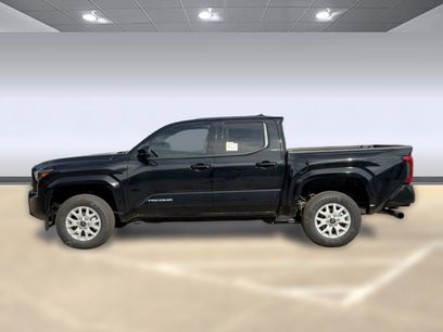 New 2025 Toyota Tacoma SR5