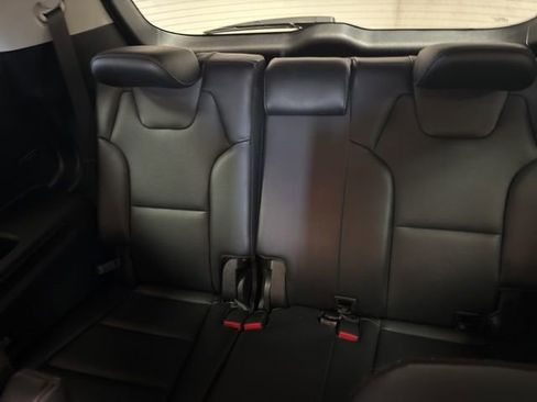 Used 2024 Kia Telluride S FWD image 10