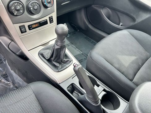 Used 2010 Toyota Corolla S FWD image 18