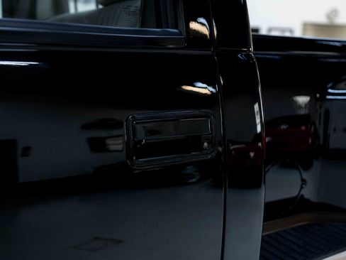 Used 1988 Chevrolet Silverado 1500 4x4 Regular Cab image 30