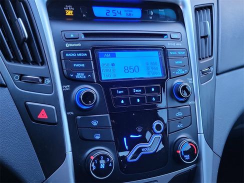 Used 2013 Hyundai Sonata GLS image 26