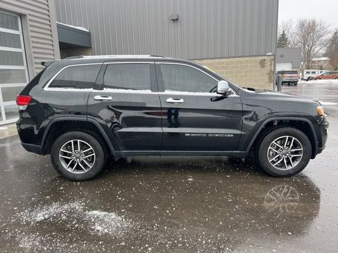 Used 2022 Jeep Grand Cherokee Limited image 4