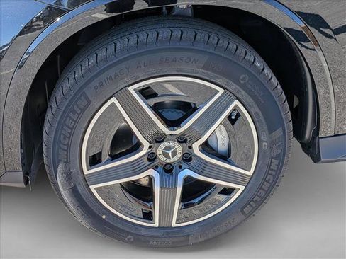New 2026 Mercedes-Benz GLC 300 image 9