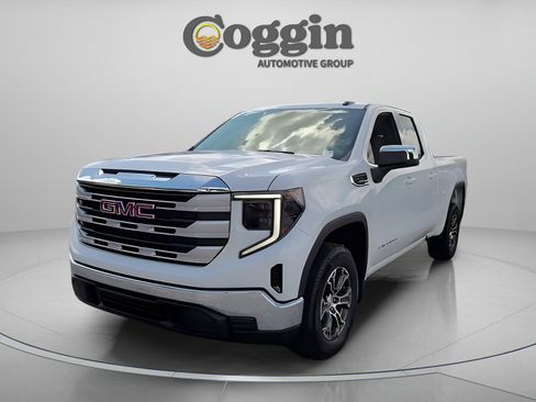 Certified 2026 GMC Sierra 1500 SLE w/ Max Trailering Package RWD image 1