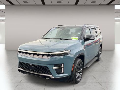 New 2026 Jeep Grand Wagoneer 4WD image 8