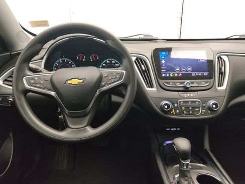 Used 2022 Chevrolet Malibu LT image 22