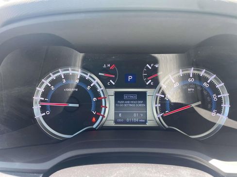 Used 2017 Toyota 4Runner SR5 Premium RWD image 18
