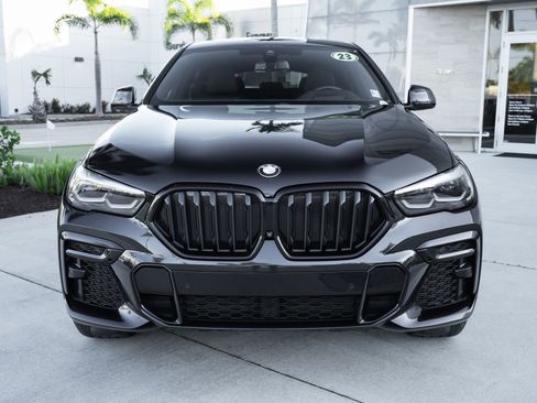 Used 2023 BMW X6 M50i w/ Climate Comfort Package AWD/4WD image 4