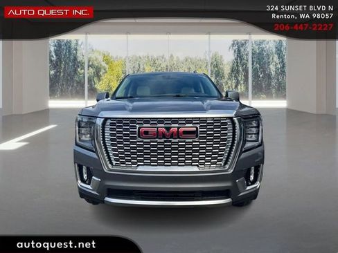 Used 2021 GMC Yukon XL Denali w/ Denali Premium Package image 2