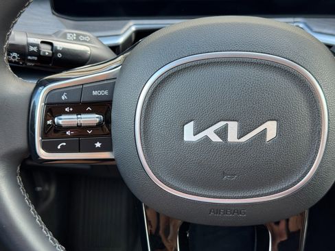 Used 2025 Kia Sorento SX AWD/4WD image 21