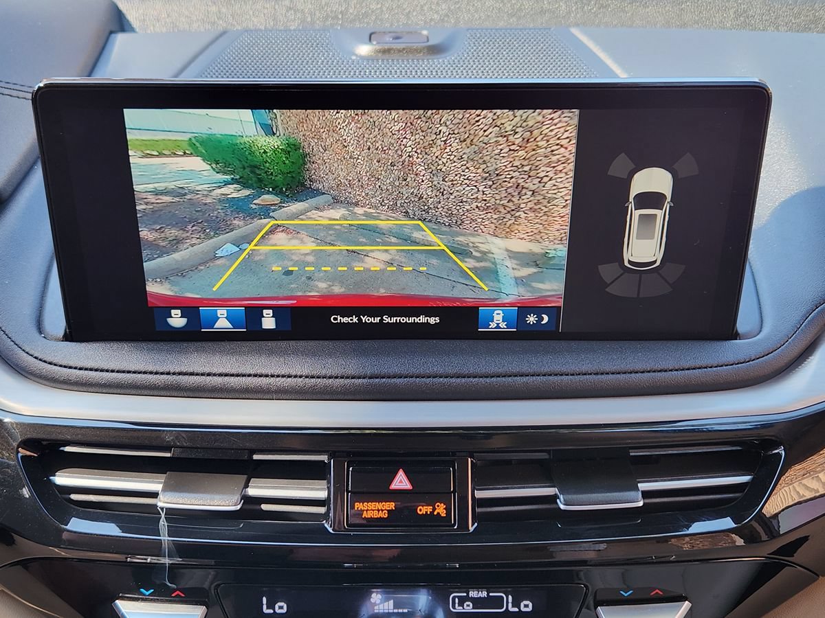 Used 2025 Acura MDX w/ Technology Package FWD image 25