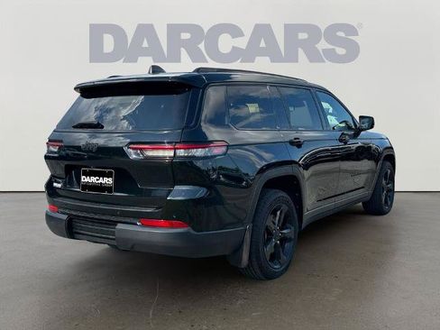 Used 2022 Jeep Grand Cherokee L Laredo AWD/4WD image 5