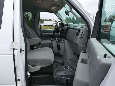 Used 2012 Ford E-350 and Econoline 350 XLT RWD image 22