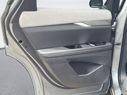 Certified 2025 Cadillac Optiq Sport 2 AWD/4WD image 22