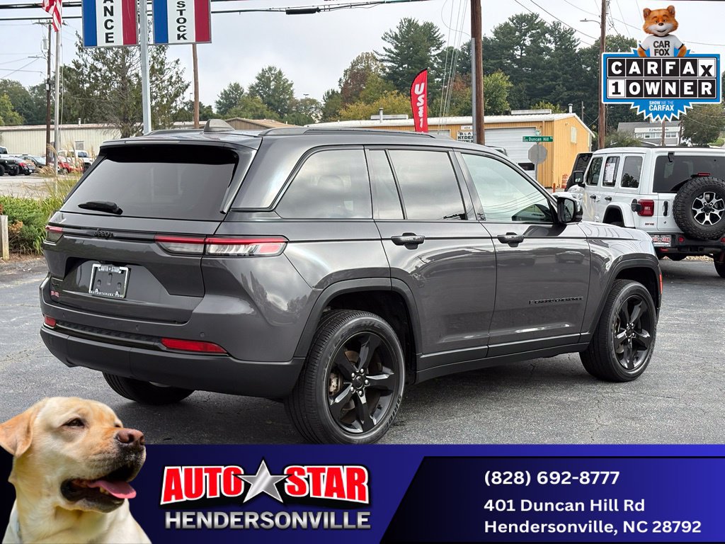 Used 2023 Jeep Grand Cherokee Altitude AWD/4WD image 3