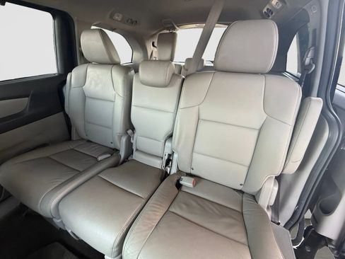 Used 2016 Honda Odyssey Touring Elite image 15