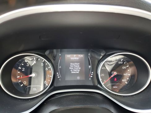 Used 2019 Jeep Compass Latitude image 17