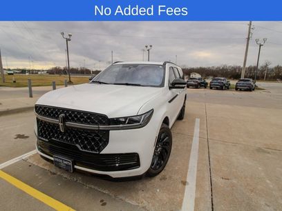 Used 2025 Lincoln Navigator L Reserve w/ Jet Appearance Package