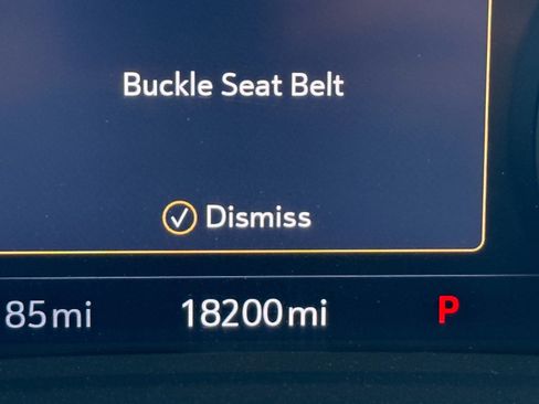 Used 2022 Buick Envision Avenir w/ Technology Package II image 30