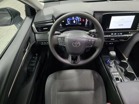 Certified 2025 Toyota Camry LE image 21