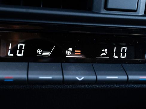 New 2025 Toyota Crown Signia w/ Advanced Technology Package image 35