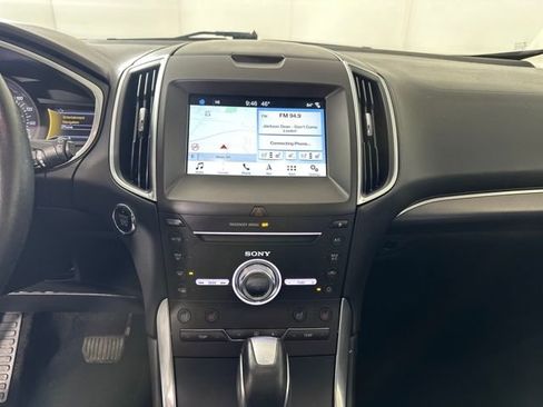 Used 2017 Ford Edge Titanium w/ Equipment Group 301A image 21