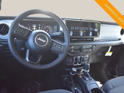 New 2025 Jeep Gladiator Sport AWD/4WD image 13