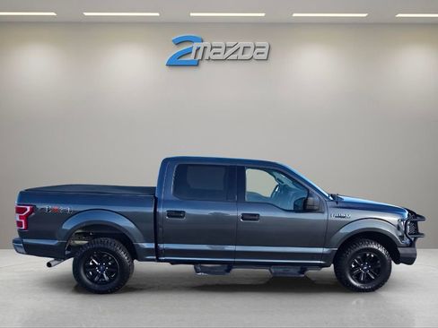 Used 2020 Ford F150 XLT image 6