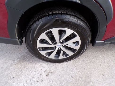 Certified 2025 Subaru Outback Premium image 7