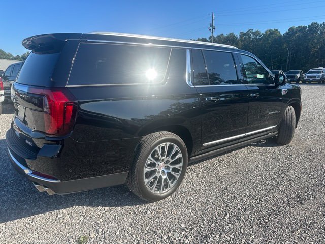 Used 2026 GMC Yukon XL Denali w/ Sun & Power Step Package RWD image 4