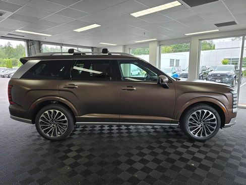 New 2026 Hyundai Palisade Calligraphy AWD/4WD image 2