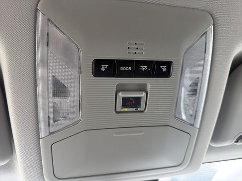 Certified 2021 Toyota RAV4 LE FWD image 5