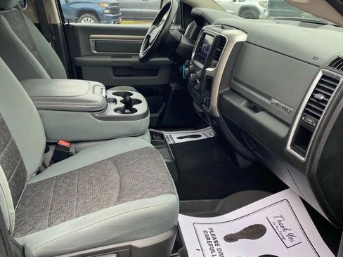 Used 2019 RAM 1500 Big Horn image 29