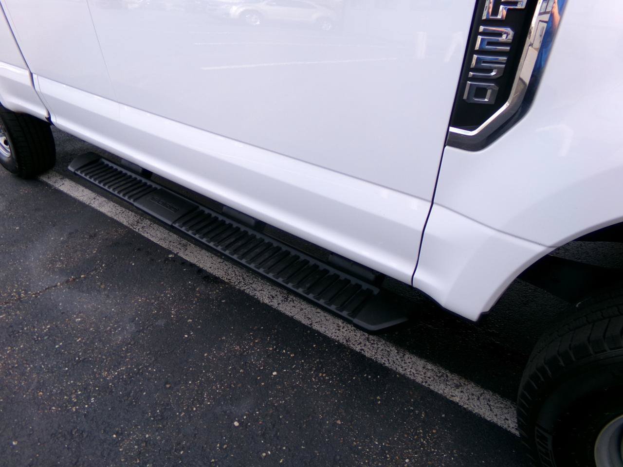 Used 2022 Ford F250 XL w/ Power Equipment Group AWD/4WD image 45