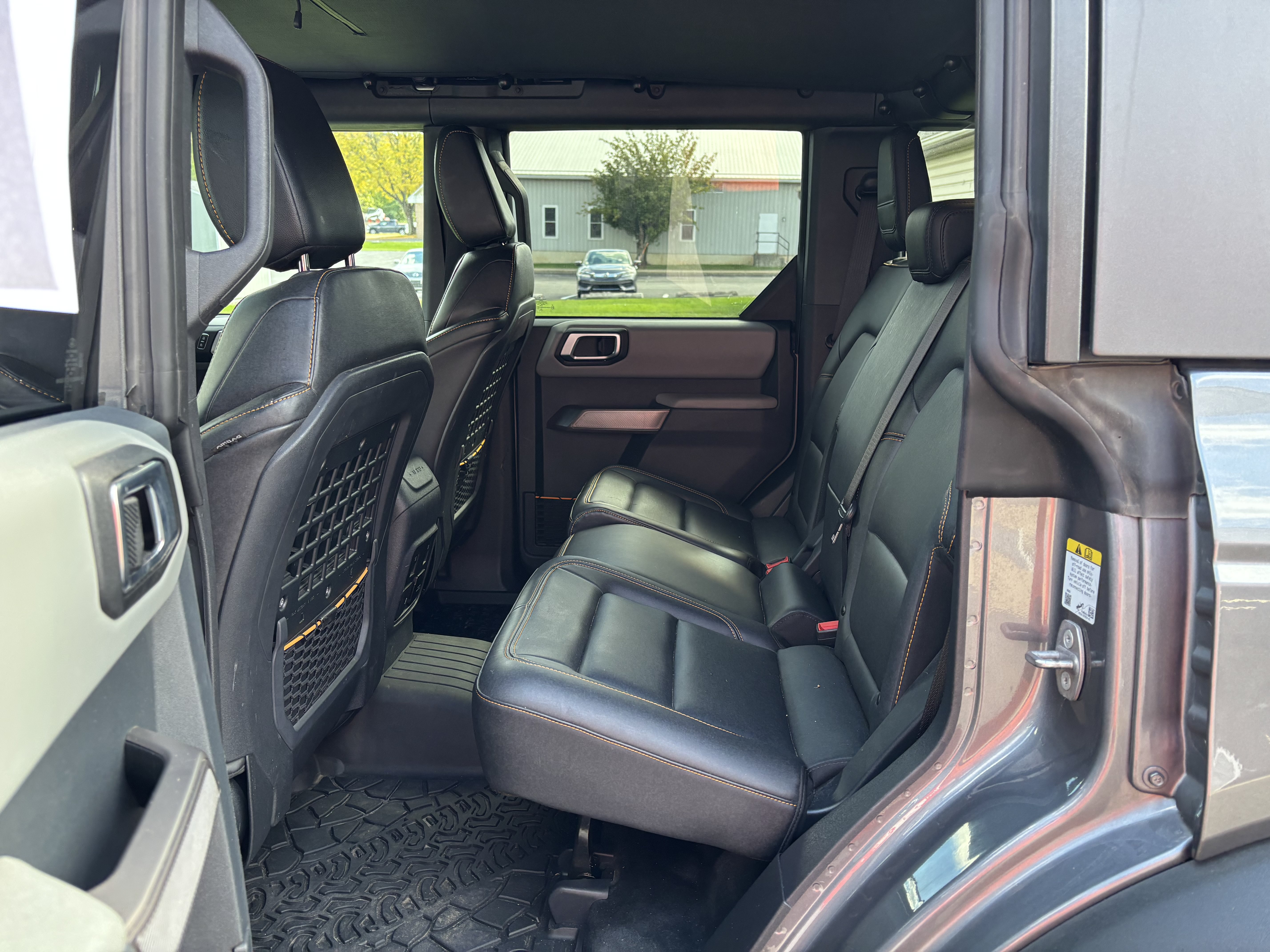 Used 2023 Ford Bronco Badlands AWD/4WD image 14