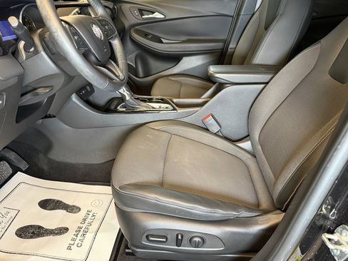 Used 2022 Buick Encore GX Preferred w/ Cold Weather Comfort Package image 21