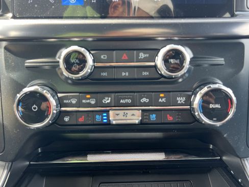 New 2026 Ford F150 Lariat w/ Equipment Group 502A High AWD/4WD image 29