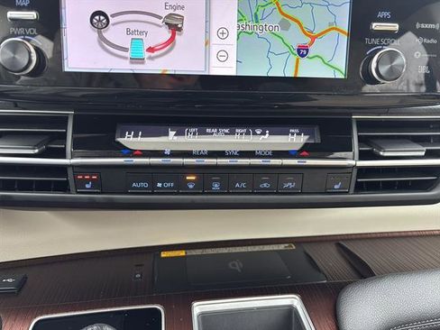 Used 2022 Toyota Sienna XLE image 22