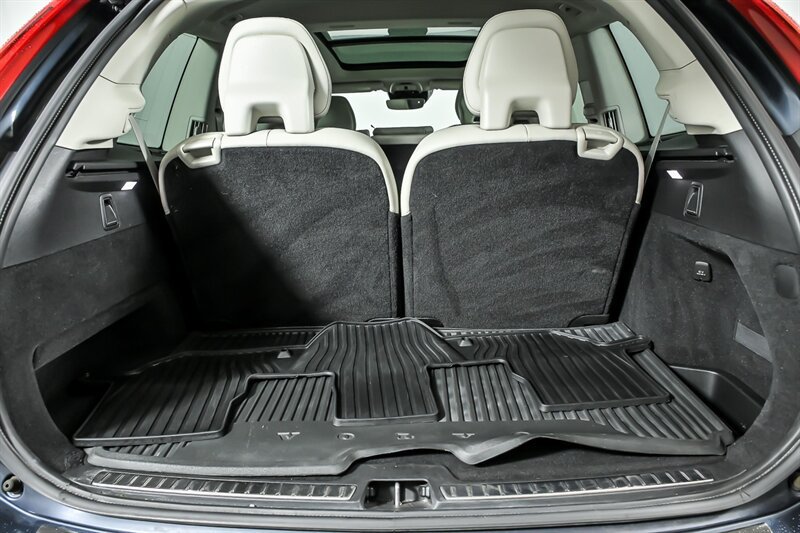 Used 2019 Volvo XC90 T6 Inscription w/ Advanced Package AWD/4WD image 11