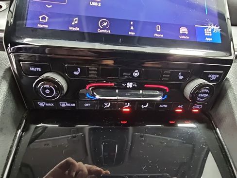 Used 2021 Jeep Grand Cherokee L Limited w/ Trailer Tow Group (B) image 22