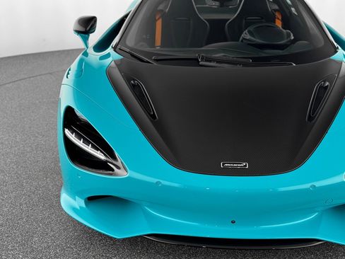 New 2026 McLaren 750S image 43