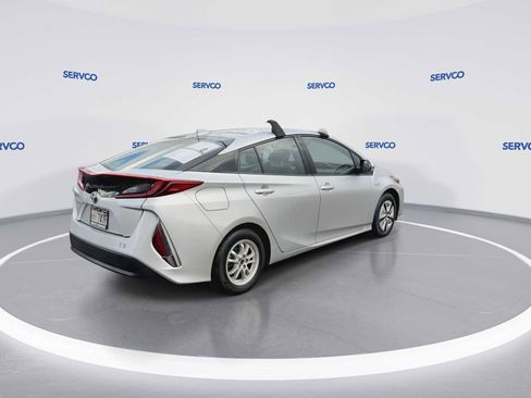 Used 2020 Toyota Prius Prime LE image 8